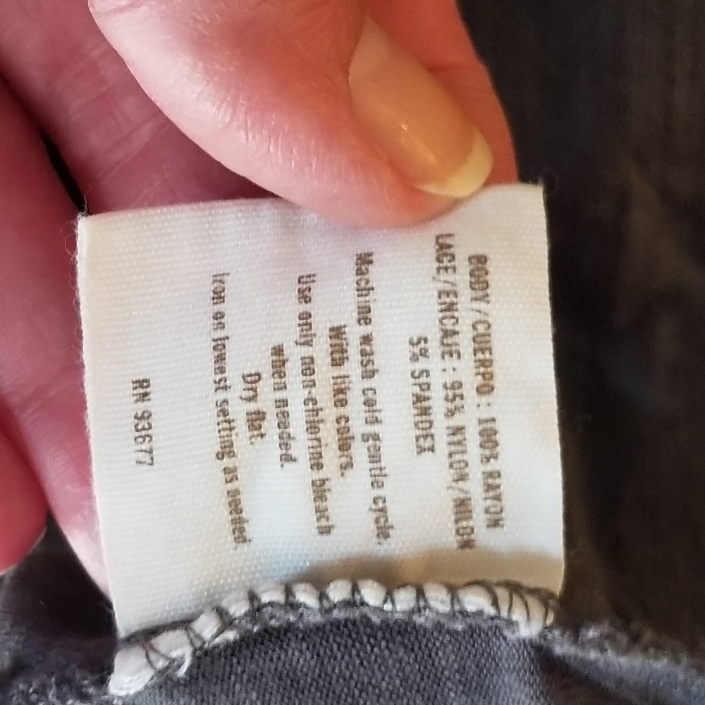 Vest - Picture 5 of 5